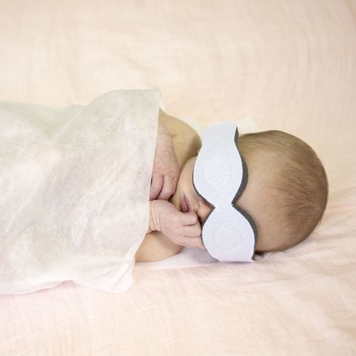 Phototherapy Swaddler, Newborn Regular, 10/bx Products cannot be sold on Amazon.com, through fulfillment on Amazon.com, or to any other vendor who intends to sell on Amazon.com or any 3rd party site