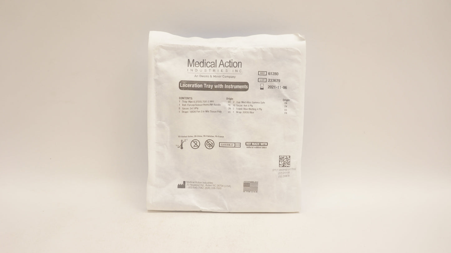 One Time Laceration Tray, Includes: (2) 60cc Medicine Cups, (1) 18" x 26" Fenestrated White Poly-Tissue Drape, (5) 2" x 2" 8-Ply Gauze Sponge, (10) 4" x 4" 8-Ply Gauze Sponge, (1) 4.75" Adson Forceps with 1" x 2" Teeth, (1) 4.75" Iris Scissors, (1) 5" Curved Mosquito Hemostat, (1) 5" Webster Needle Holder, (1) 20" x 20" Blue Wrap, (2) 4-Ply Blue Blotting Towels, (1) 6 3/8" x 5 1/8" x 2 3/8" Tray, Sterile, 20/cs