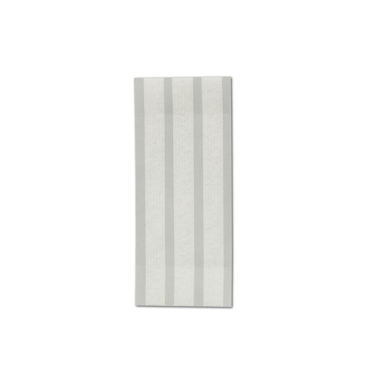 Skin Closure, Reinforced, 1/4" x 3", Sterile, 3 strips/card, 1 card/pch, 50 pch/bx, 4 bx/cs (US Only) (Not Available For Sale into Canada)