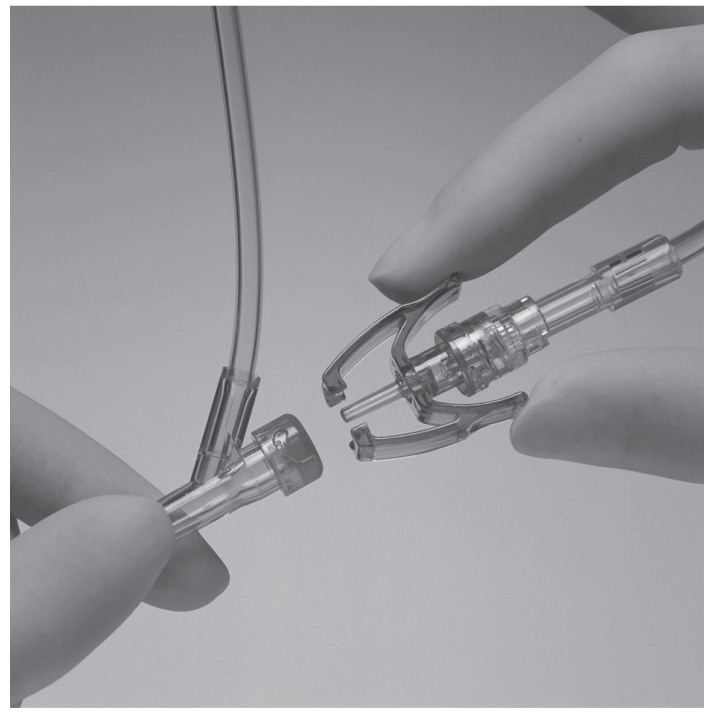 Admin Set, Universal Spike, SAFELINE Injection Sites 6" & 40" Above Distal End, Slide Clamp, 19mL Priming Volume, 91"L, 15 Drops/mL, Latex Free (LF), 50/cs (Rx) (Item is Non-Returnable) (Continental US+HI Only, Excluding IN and ND)
