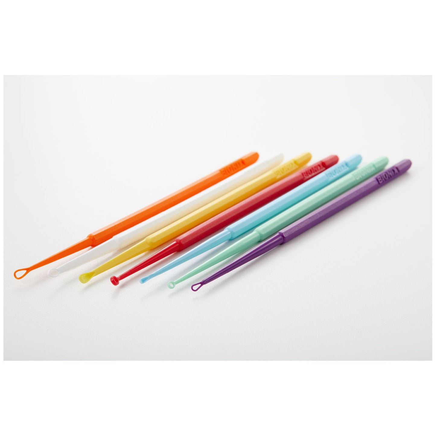 Safe Ear Curette Variety Kit, Includes: (10) Each Style and (15) White, 75/box (US Only) Products cannot be sold on Amazon.com, through fulfillment on Amazon.com, or to any other vendor who intends to sell on Amazon.com or any 3rd party site