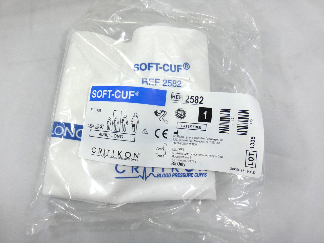 Cuff, Adult, Long, Inflation System Navy/ White, 23-33cm, 5/bx (Continental US Only)