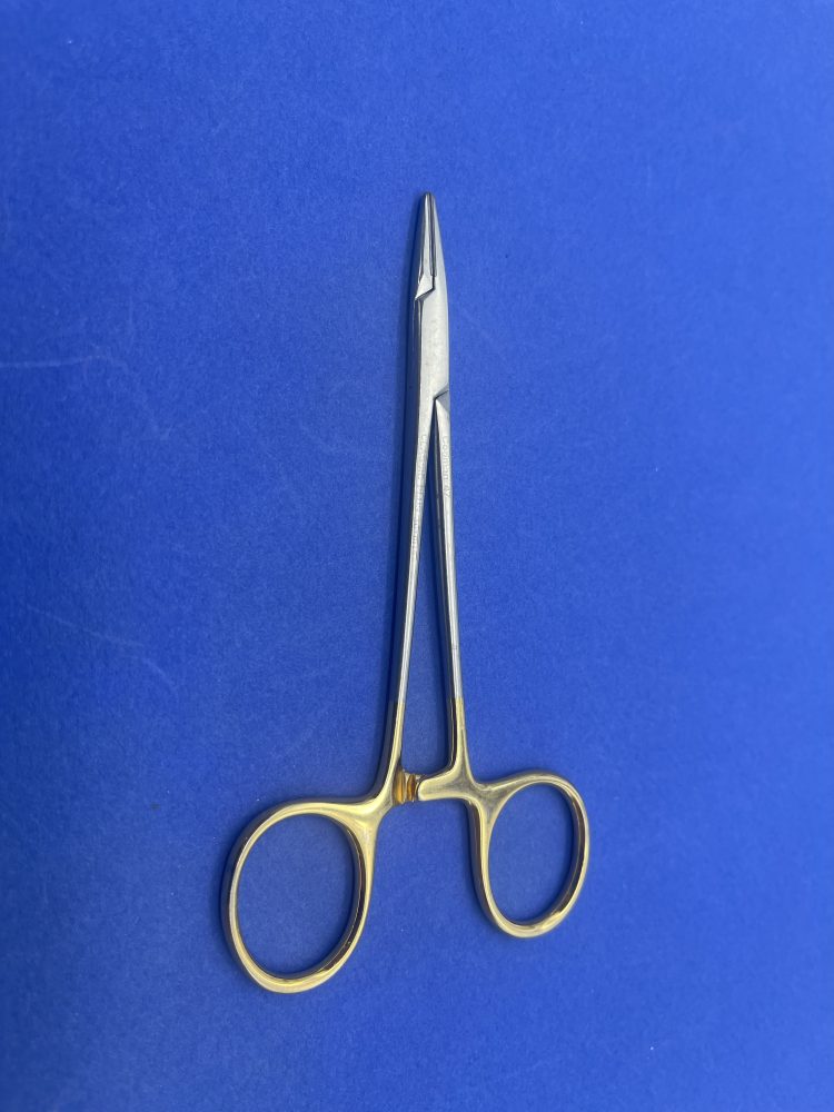 Classic Plus Needle Holder, Halsey, Serrated, 133 mm (US Only) (Not Available For Sale into Canada)