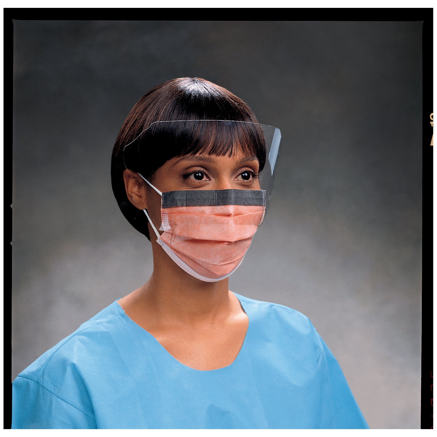 Fluidshield Fog-Free Procedure Mask with Earloops, Visor, Orange, 25/pkg, 4 pkg/cs (US Only)