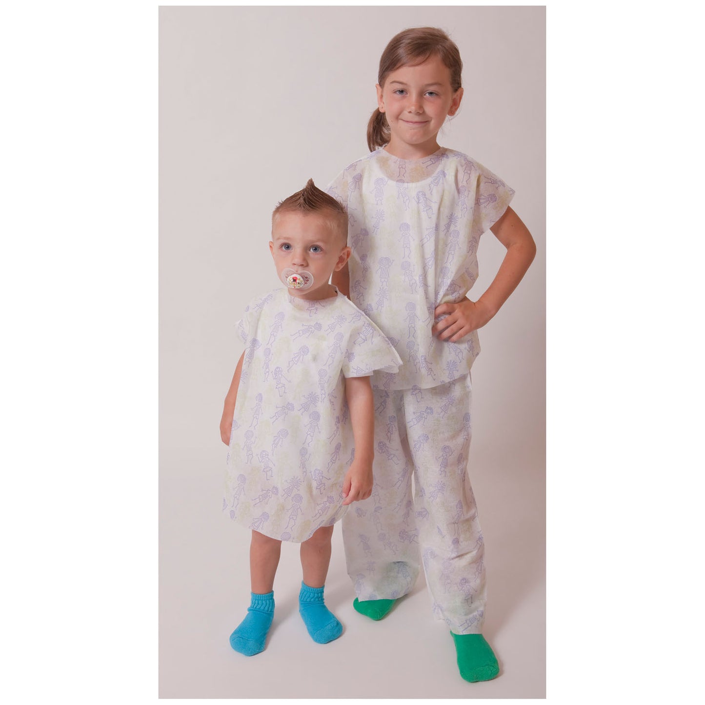 Gown, Pediatric, Limited Use, Short Sleeve, Velcro Neck Closure, 9-12 Years, Blue, 25/bg, 4 bg/cs