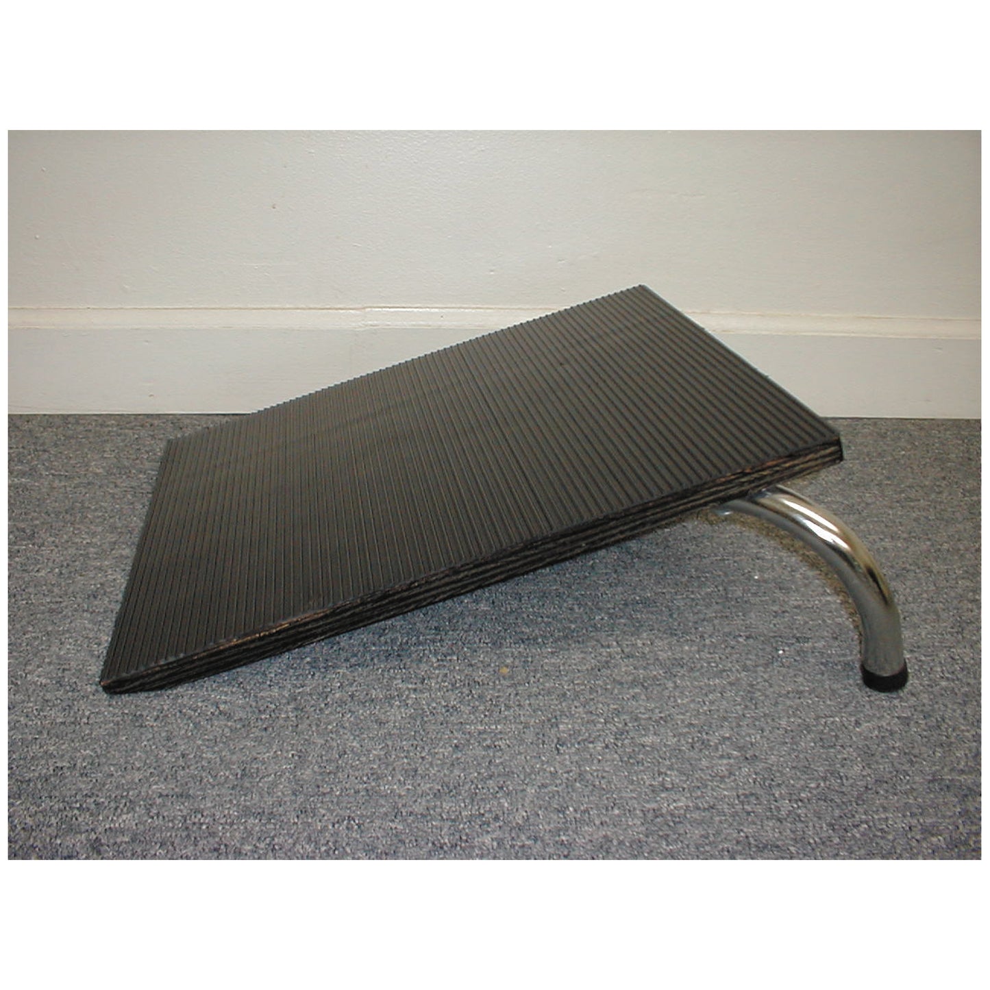 Stool, 19" x 12" x 6"H, Non-Skid Top