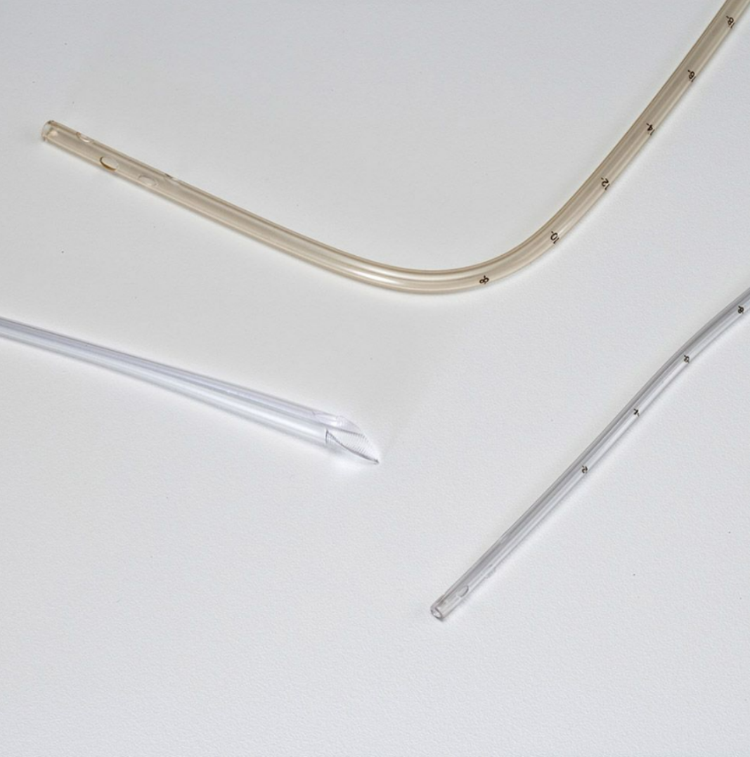 Thoracic Catheter, PVC, Right Angle, Radiopaque Line, 32FR/CH x 20", 10/cs (Continental US Only)