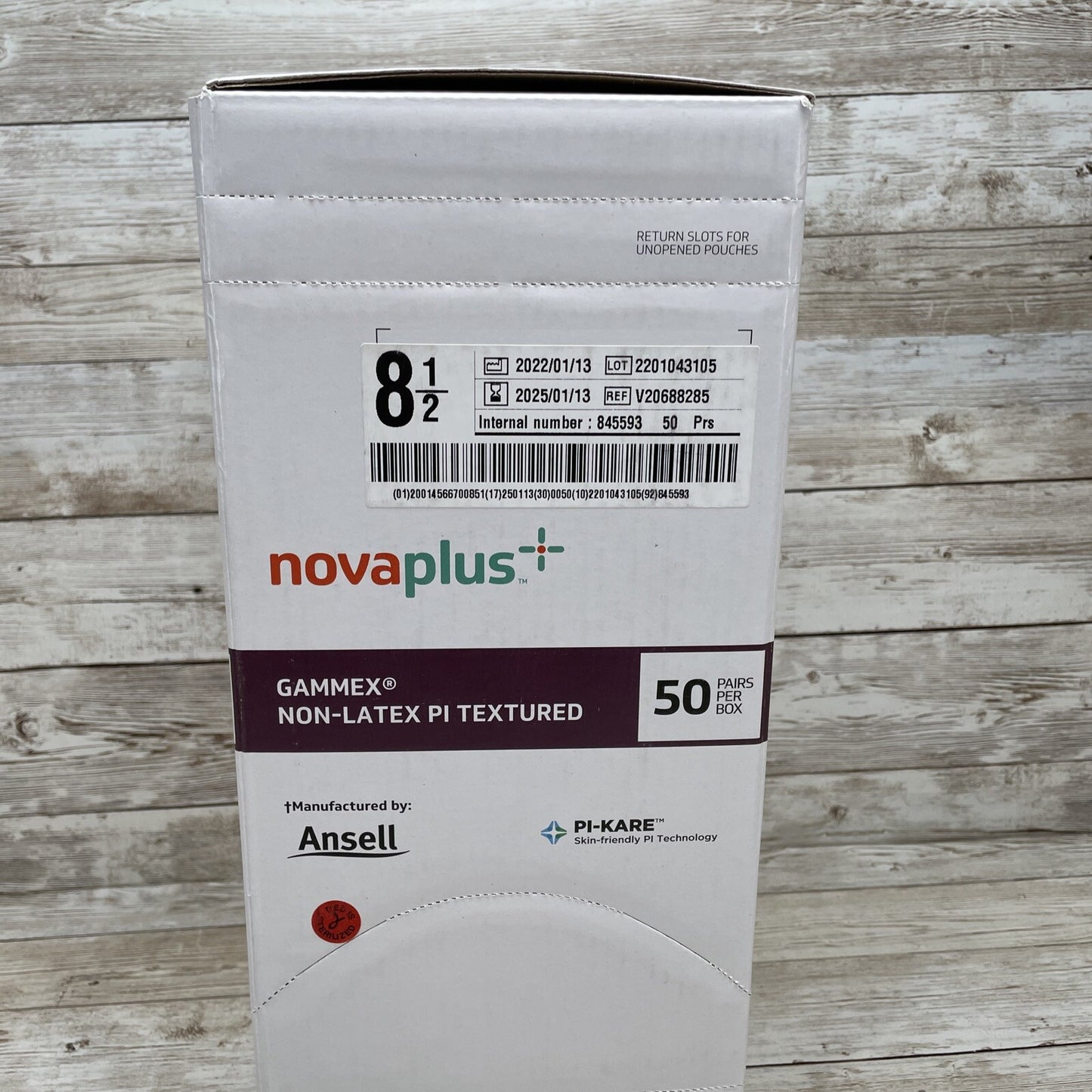 Gammex PI Glove, Polyisoprene, Textured, Size 8.5, Non-Latex, 50 pr/bx, 4 bx/cs (US Only) (For Sale to Authorized NovaPlus Customers Only)