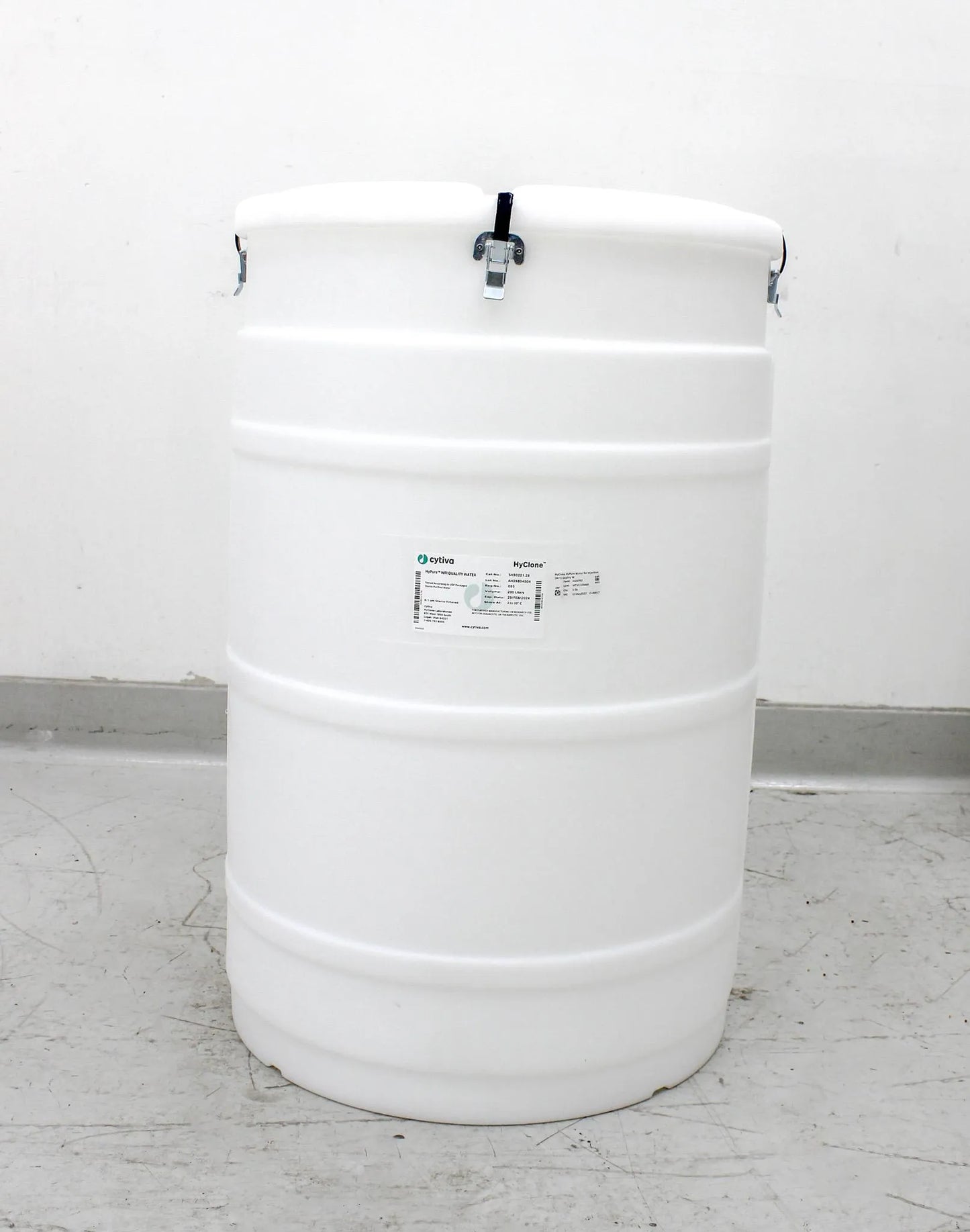 HyClone HyPure Water for Injection (WFI) Quality Water, 200 L, Sterile (Item is Non-Returnable)