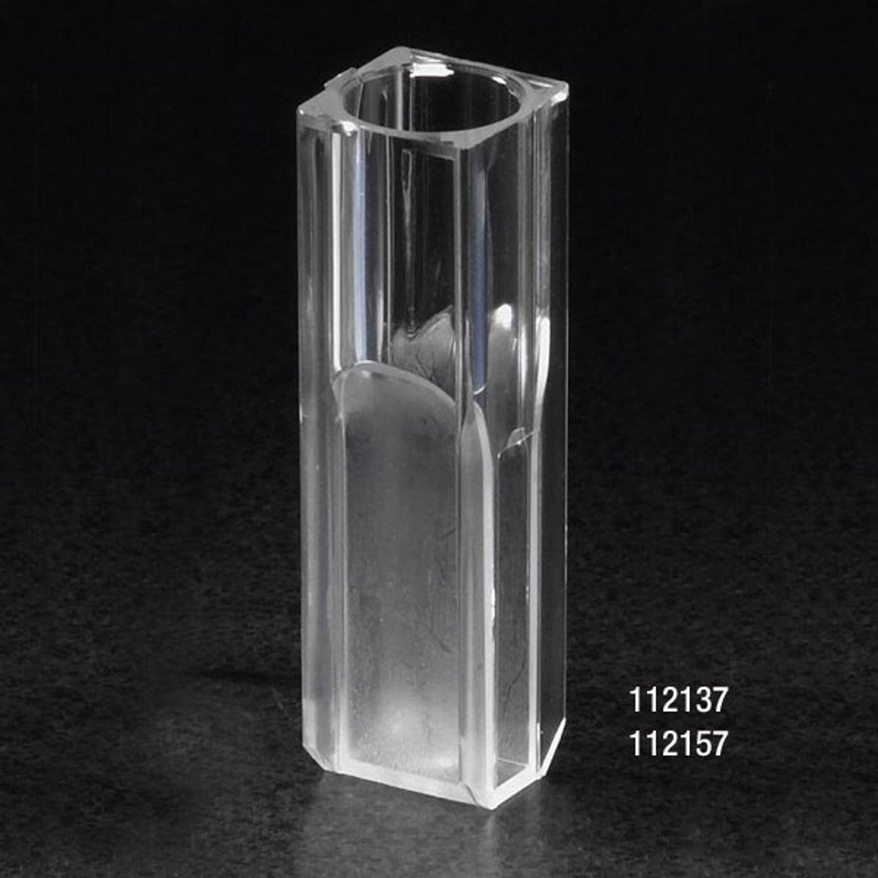 Cuvette, Micro, 1.5mL, w/ 2 Clear Sides, UV Grade Polymethylmethacrylate 100/Tray, 5 Trays/cs