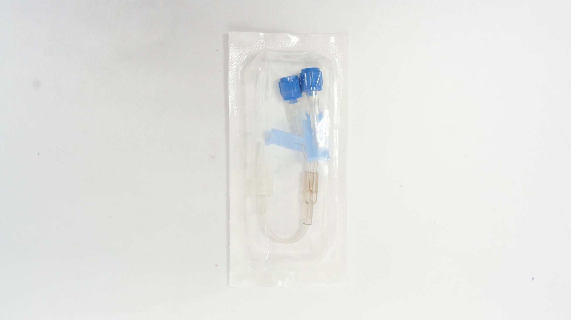 Central Line Dressing Change Kit Includes:  One (1) Tegaderm w/CHG 3.5 x 4.5; One (1) Anti: No Sting Swab 3ml; Two (2) Applicators, Chloraprep 3ml;  One (1) Pair Nitrile Med Powder-Free (PF) Purple Wal Glove; One (1) 17 x 19 Blue/White Wrap; One (1) Anti: Hand Sanitizer 1.2ml