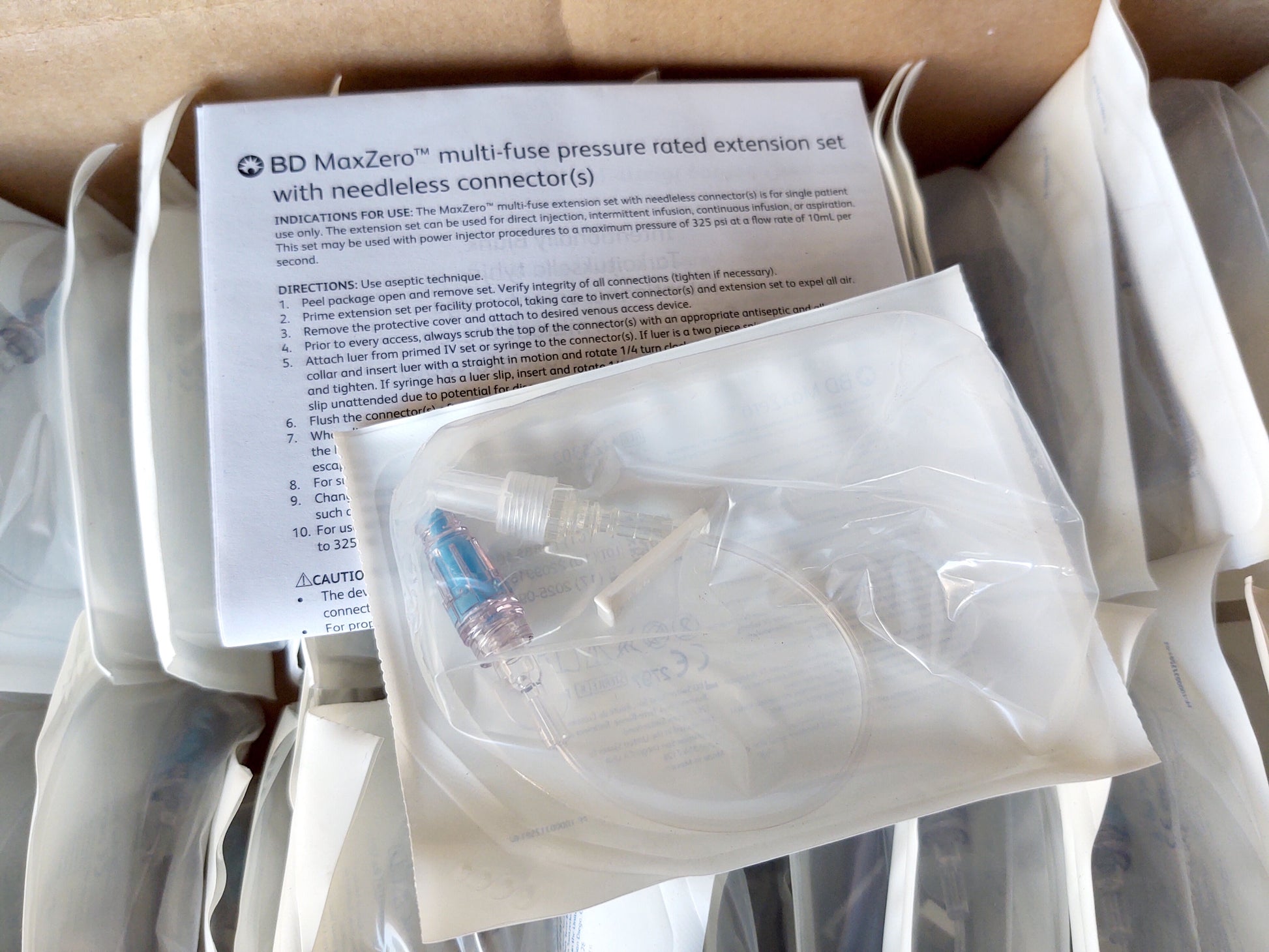 Extension Set, Pressure Rated, Minibore, (1) Removable MaxZero Needle-Free Connector, Slide Clamp, Spin Male Luer Lock, 7" Length, 0.4ml PV, Not Made with DEHP, Sterile, 50/cs (Continental US Only) (Drop Ship Requires Pre-Approval)