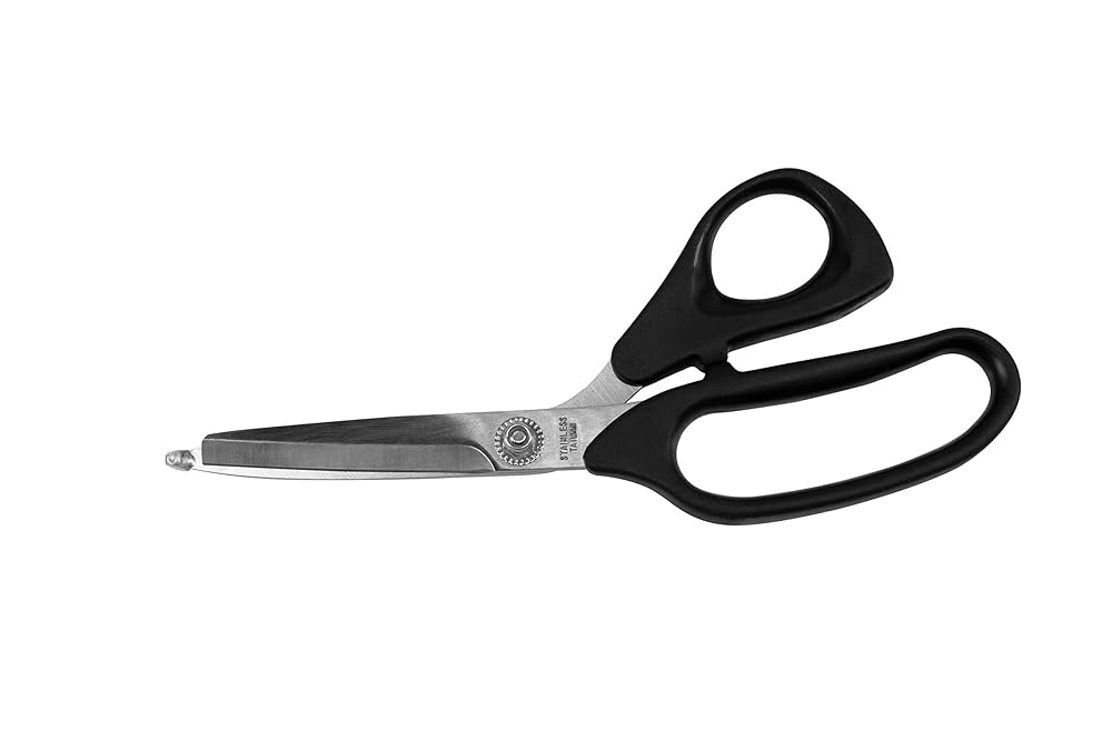 Super Pro 21L Left Handed Scissors (Products are only available for sale in the U.S. Products cannot be sold on Amazon.com or any other 3rd party platform without prior approval by Mueller.)