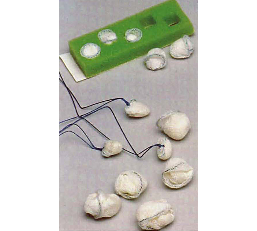 Sponge, Peanut, Small, 3/8", w/o String, Xray Detectable, 5/ea, 20 pk/cs