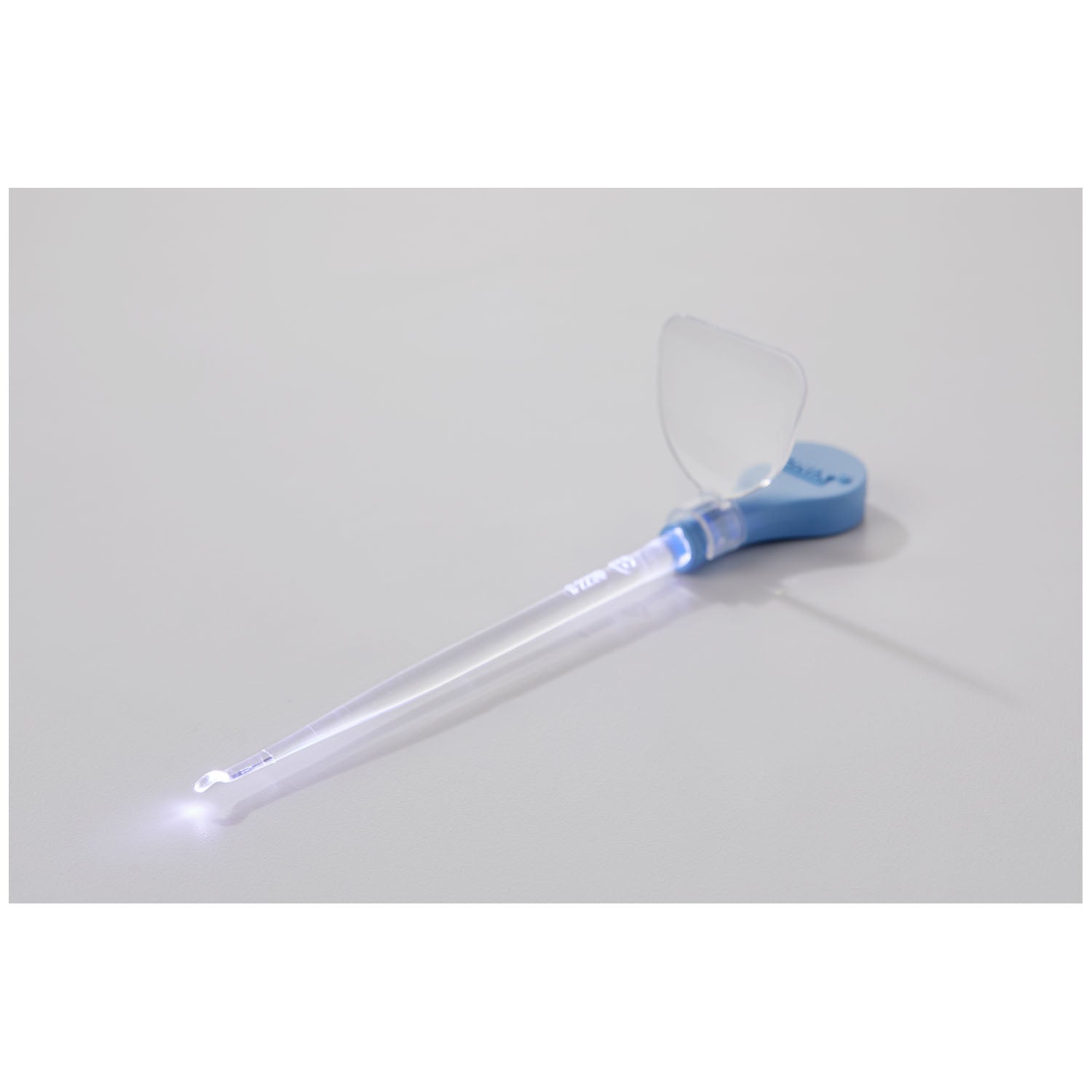 Lighted Ear Curette, WaveCurette, 2.5mm, Clinic Pack, Each Box Includes: (200) Curettes, (4) Light Source, (4) Magnification Lense, 200/bx (US Only) Products cannot be sold on Amazon.com, through fulfillment on Amazon.com, or to any other vendor who intends to sell on Amazon.com or any 3rd party site