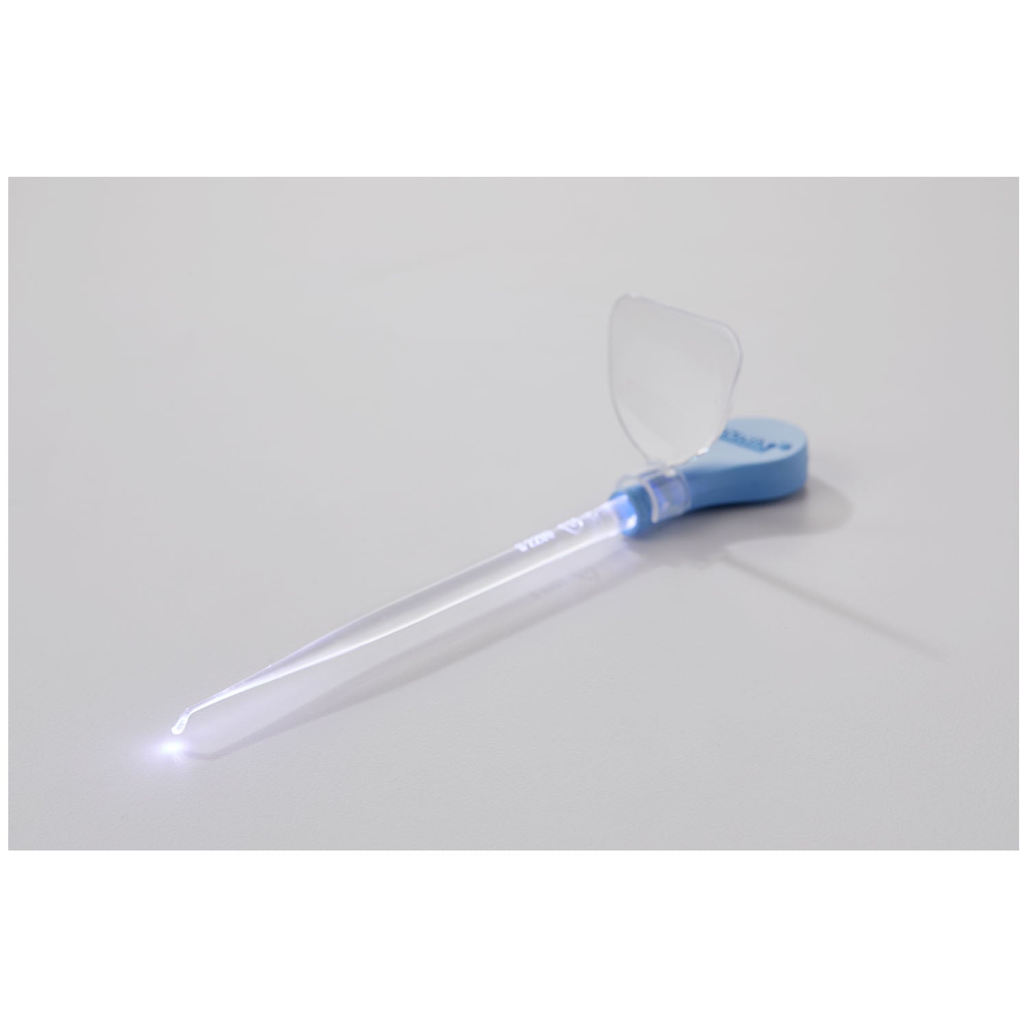 Lighted Ear Curette, CeraPik, 2.5mm, Clinic Pack, Each Box Includes: (50) Curettes, (1) Light Source, (1) Magnification Lense, 50/bx (US Only) Products cannot be sold on Amazon.com, through fulfillment on Amazon.com, or to any other vendor who intends to sell on Amazon.com or any 3rd party site