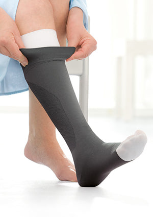 UlcerCARE 2-Part System with Liner, Knee-High, Beige, Small, 1/bx (Continental US Only)
