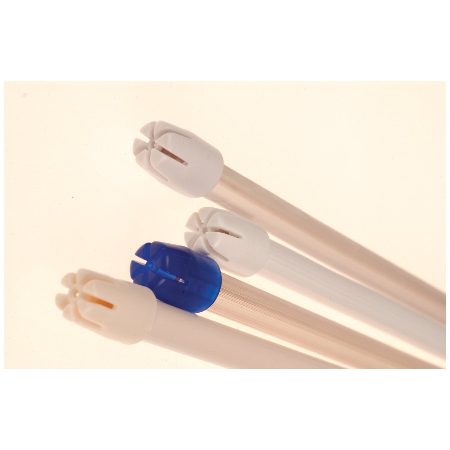 Ejector, Non-Removable Tip, Premium, Clear/ Blue, 100/bg, 10 bg/ctn, 4 ctn/cs
