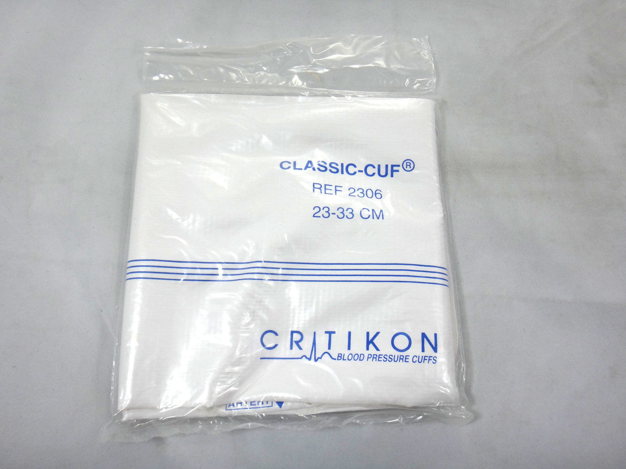 Cuff, Adult, Long, 1-Tube, Bayonet, Navy/ White, 23-33cm, 20/bx (Continental US Only)