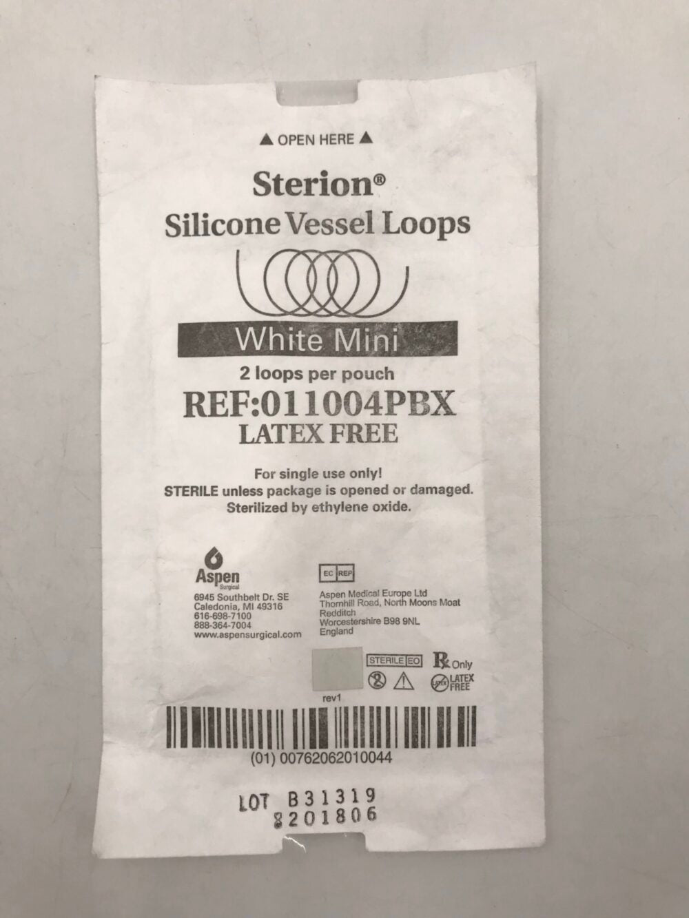 Vessel Loop, White, Mini, 0.8 x 406mm, Sterile, 2/pk, 10 pk/bx (US Only) (Not Available For Sale into Canada)