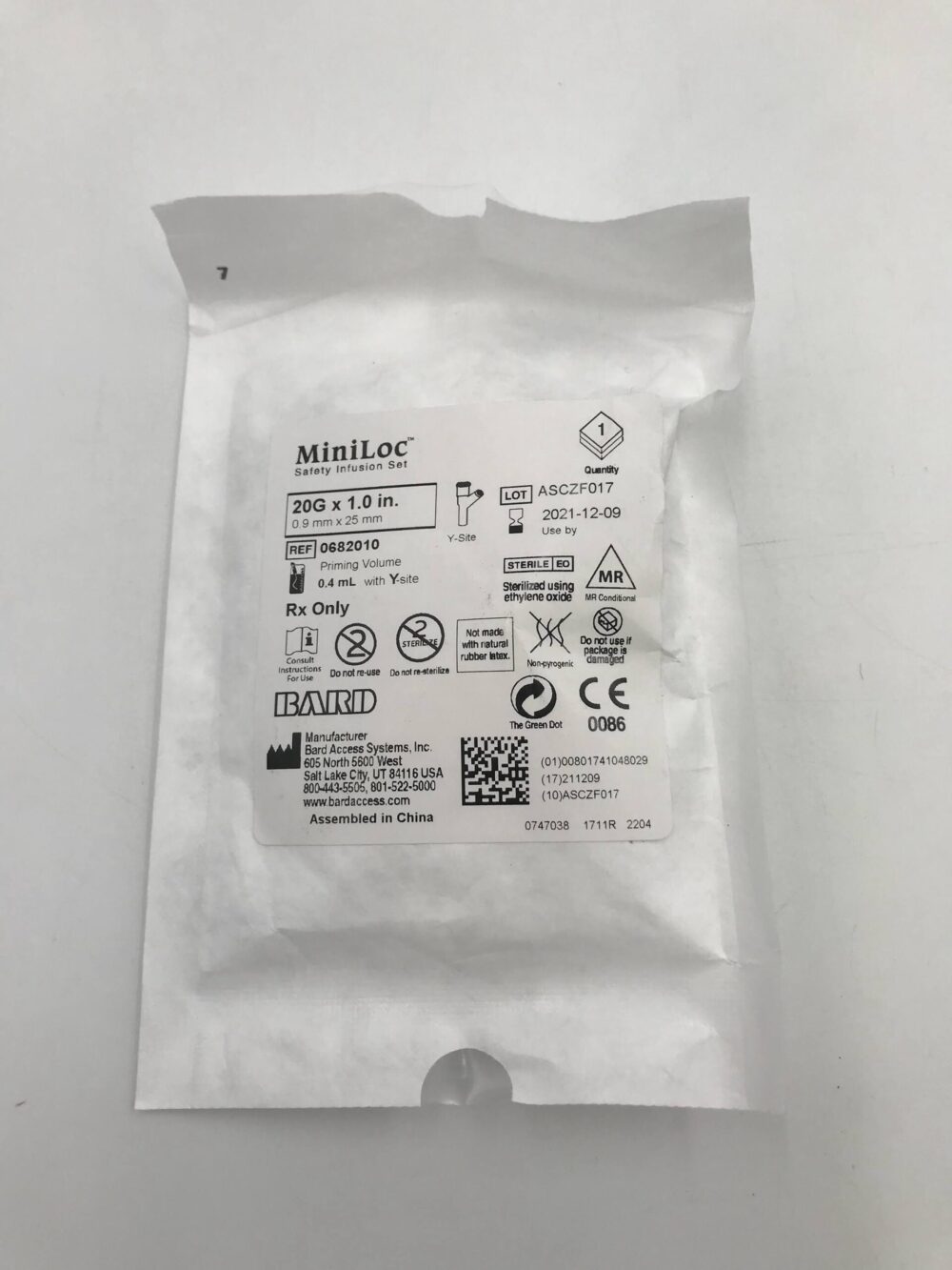 MiniLoc Safety Infusion Set with Y-Injection Site, 20G x 1", 20/pk (Continental US Only) (Drop Ship Requires Pre-Approval)