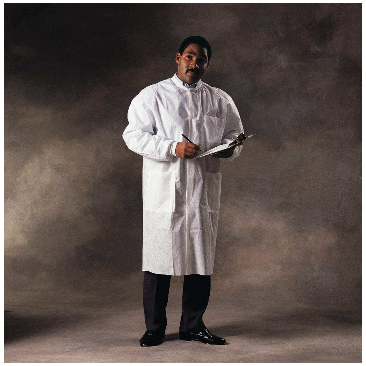 Lab Coat, White, Large, 25/cs (US Only)