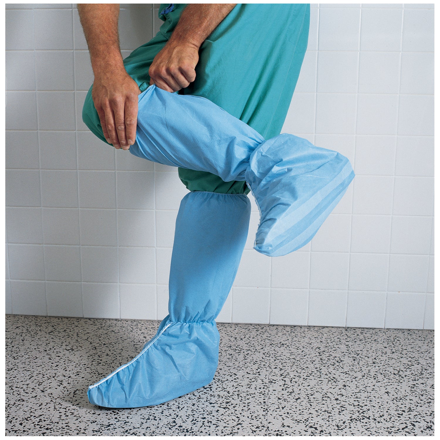 Regular Full-Coverage Boot, X-Large, 50/bx, 3 bx/cs (US Only)