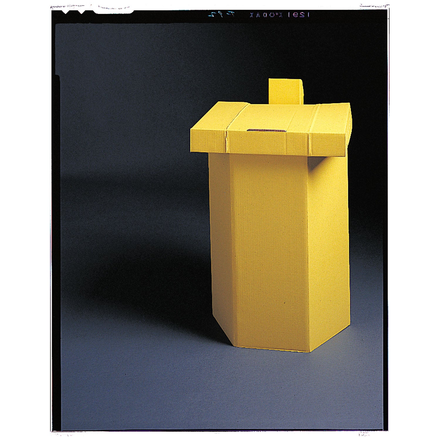 Hamper Stand, 17" x 15" x 25", Yellow, 10/cs