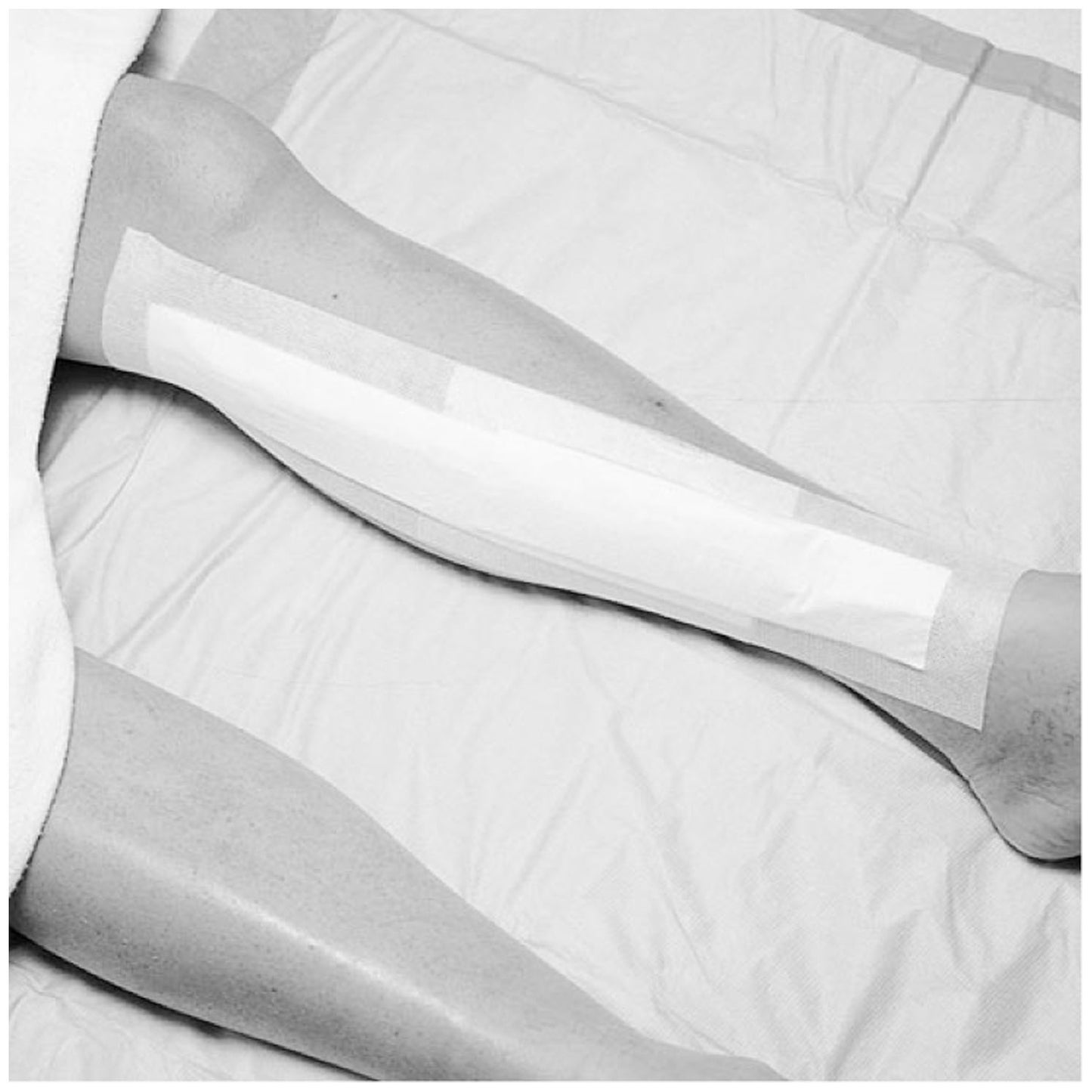 Wound Dressing, 3_" x 4", Pad Size 1_" x 2 3/8", 25/bx, 4 bx/cs (Continental US+HI Only)