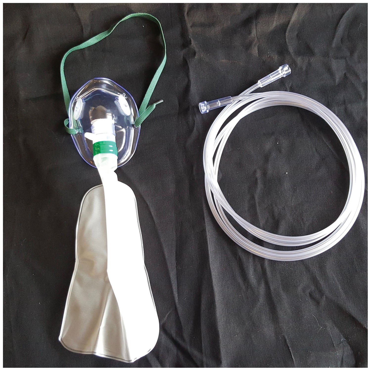 Oxygen Mask, Total Non-Rebreather w/bag, Pediatric, Elongated, 7' Star Tubing, 50/cs (40 cs/plt) (Rx) (US Only, Excluding IN and ND)