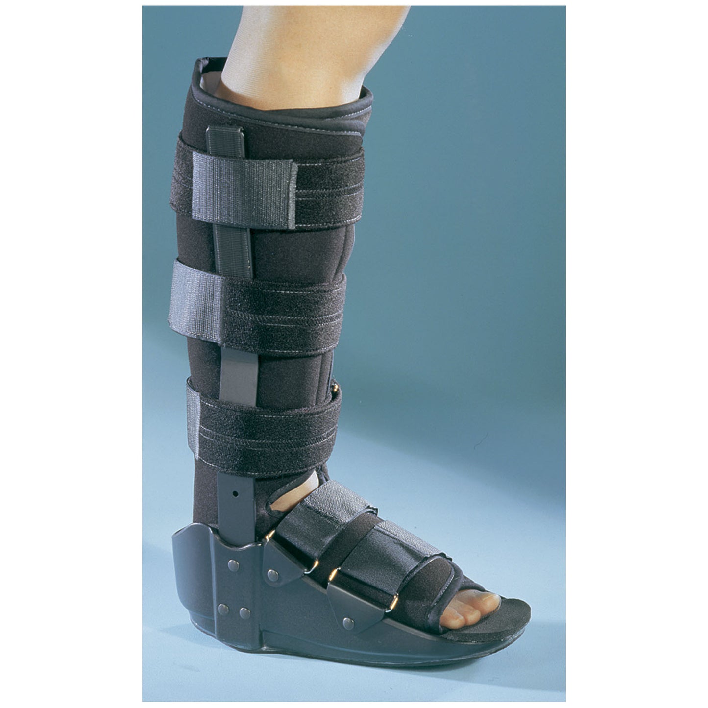 Walker, Medium, Shoe Size: Female 7-11, Male 6-10
