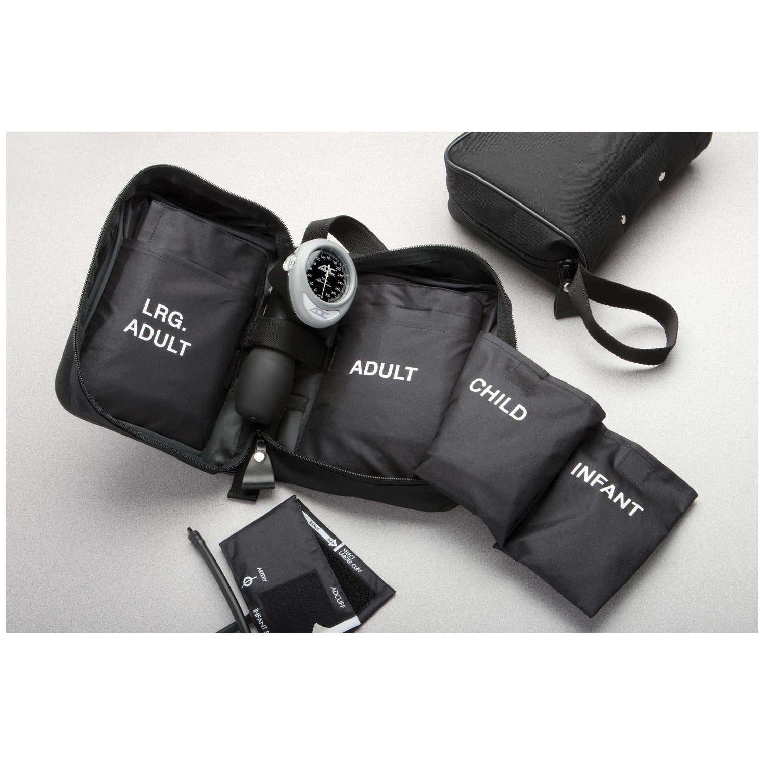 4 Cuff System, Black, Latex Free (LF)