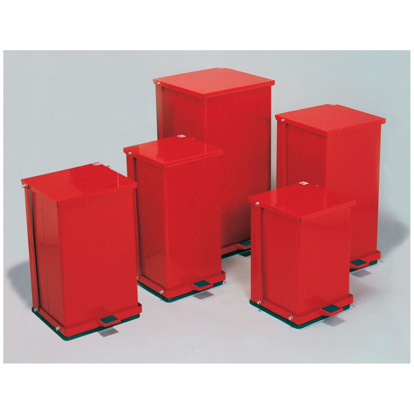 Step-On Can, 32 Qt, Red (DROP SHIP ONLY)