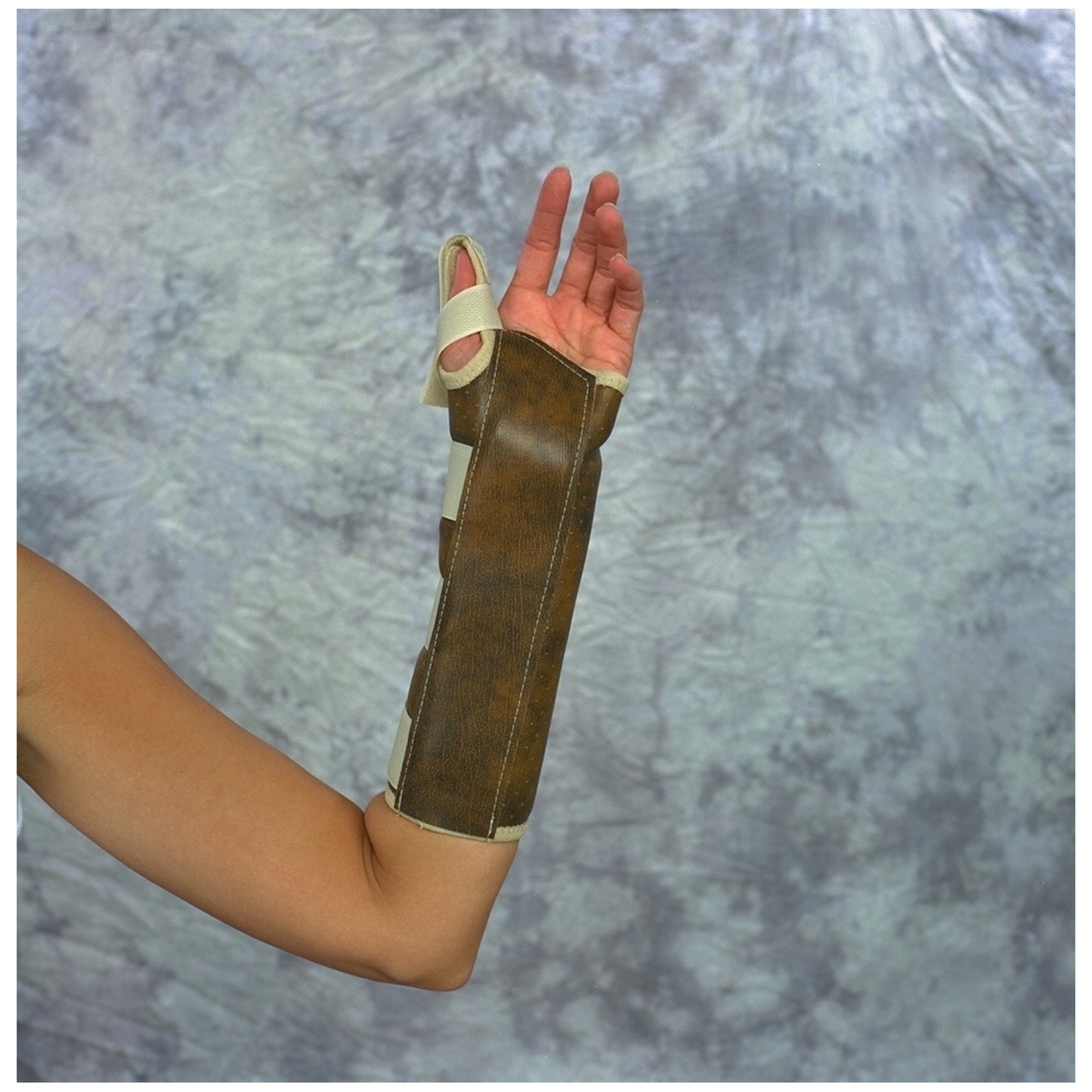 Vinyl Wrist/ Forearm Splint, Abducted Thumb, Specify Left or Right
