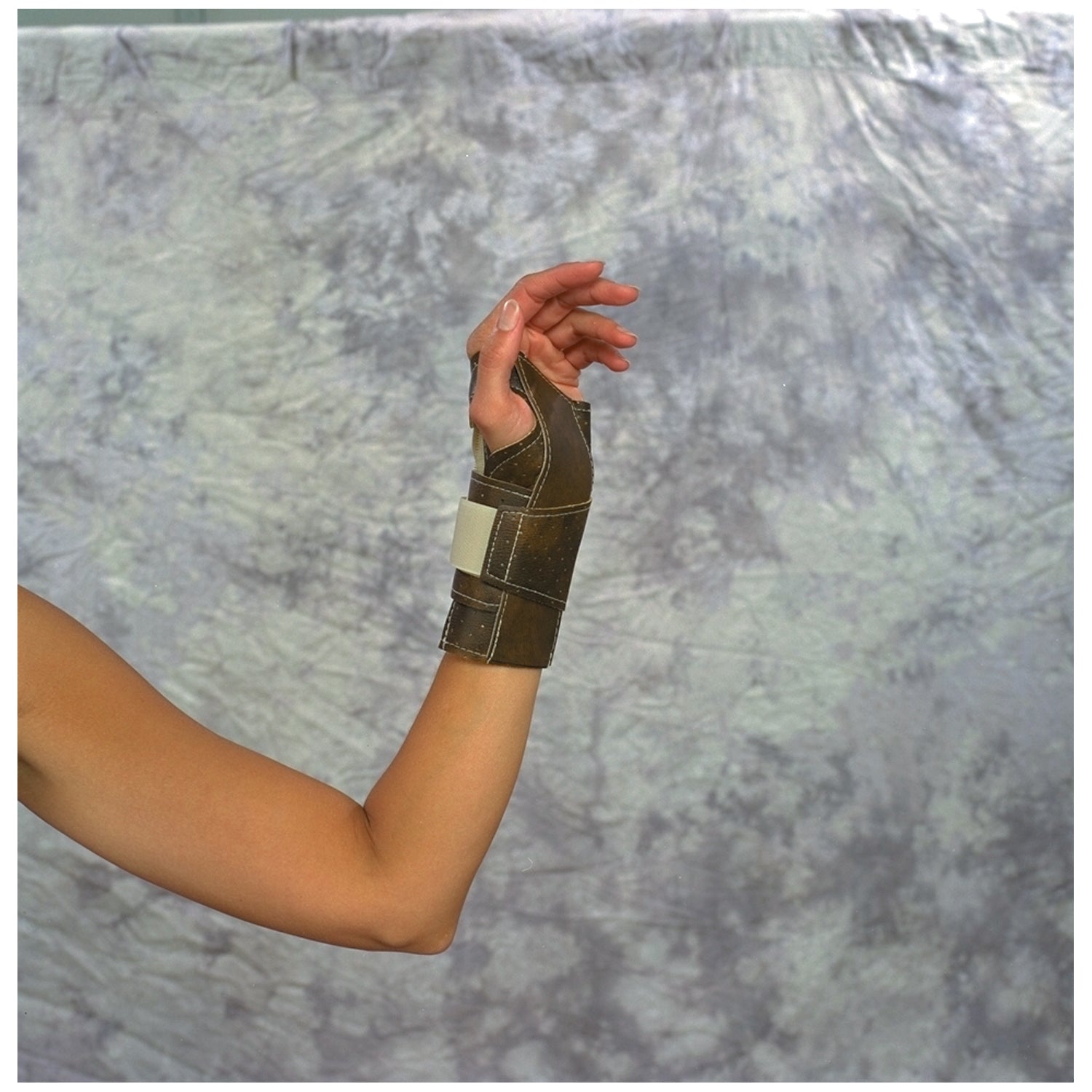 Wrist Support & Tension Strap, 3/8" Thickness