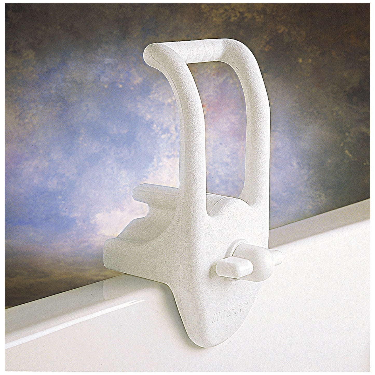 Molded Tub Bar, White, 4/cs
