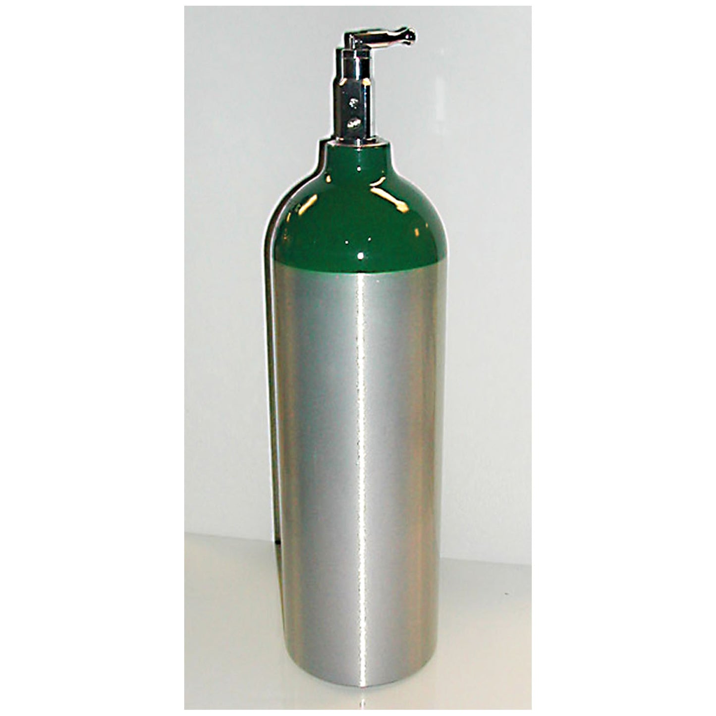 Jumbo D (650 liters) Oxygen Cylinder, CGA-870 Post Valve, On/ Off Lever, No Pressure Gauge (Surcharge May Apply)