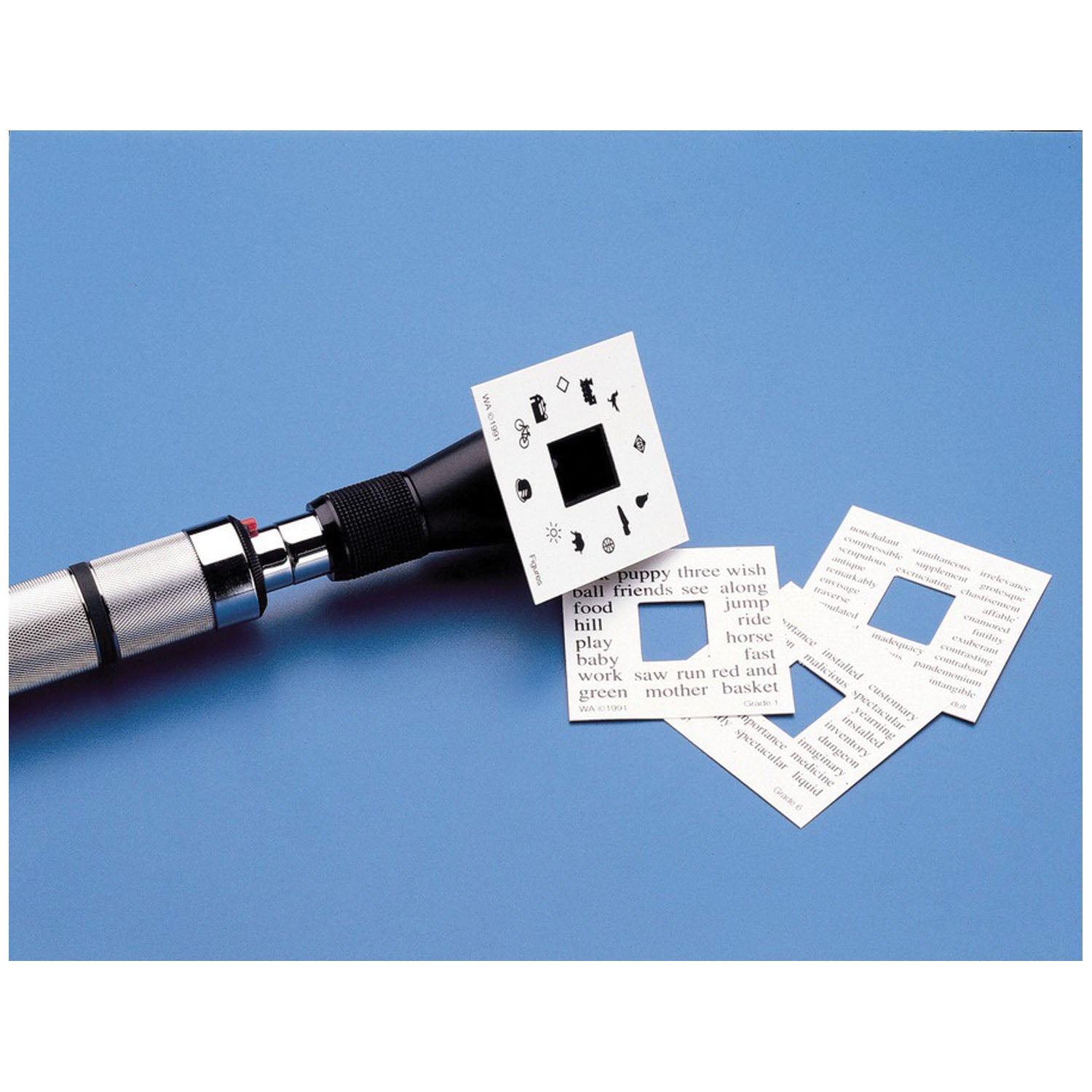 Fixation Cards For Dynamic Retinoscopy, 4/set (US Only)