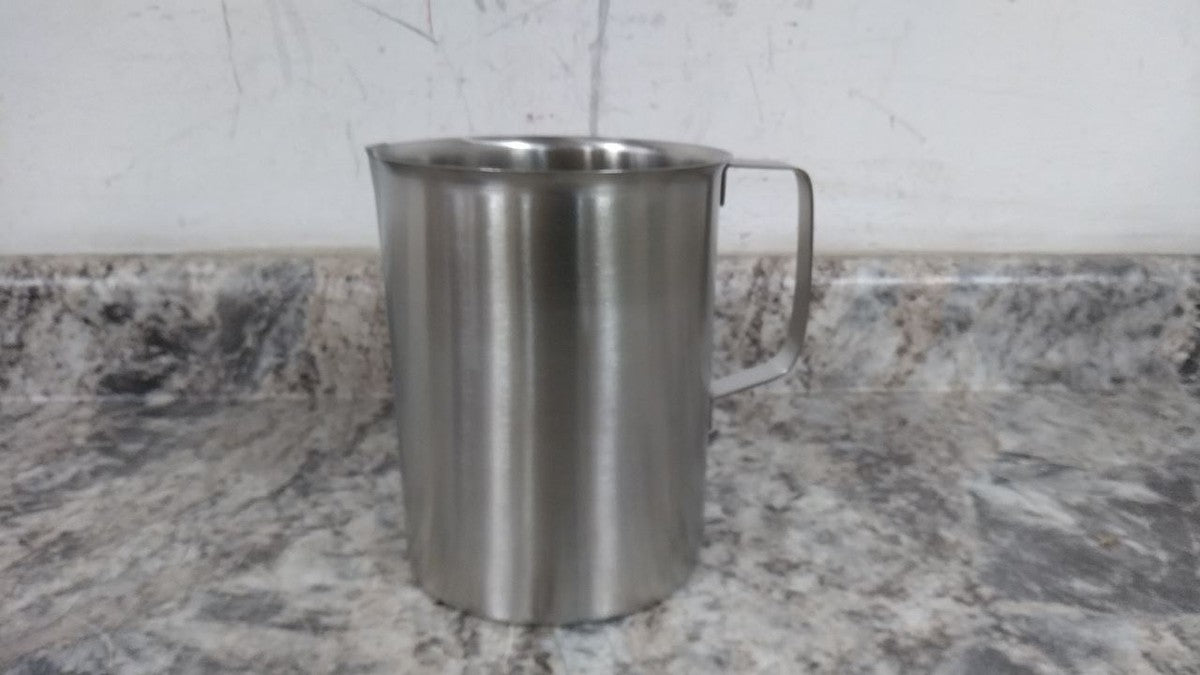Griffin Beaker with Spout, 7.13" x 4.88", 2000mL